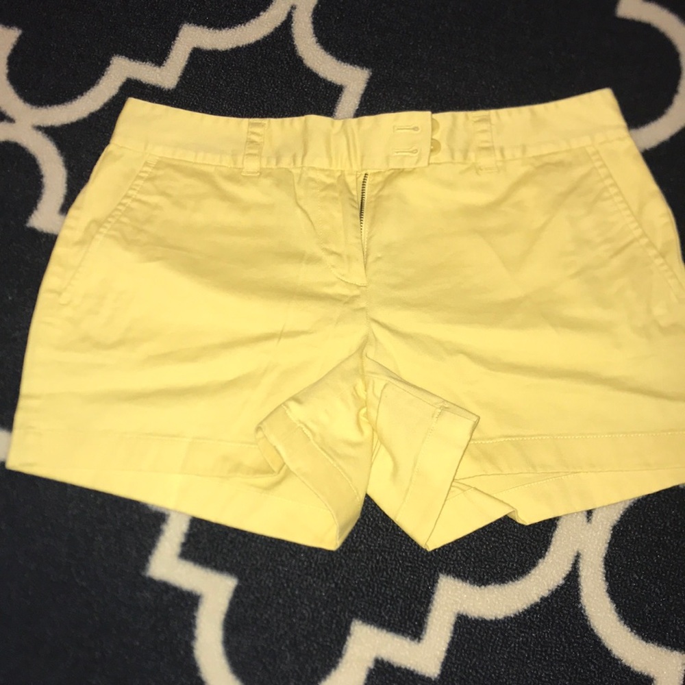 VINEYARD VINES SHORTS